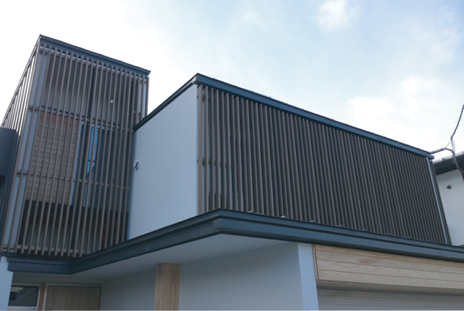 新規掲載の建築、たて格子の家