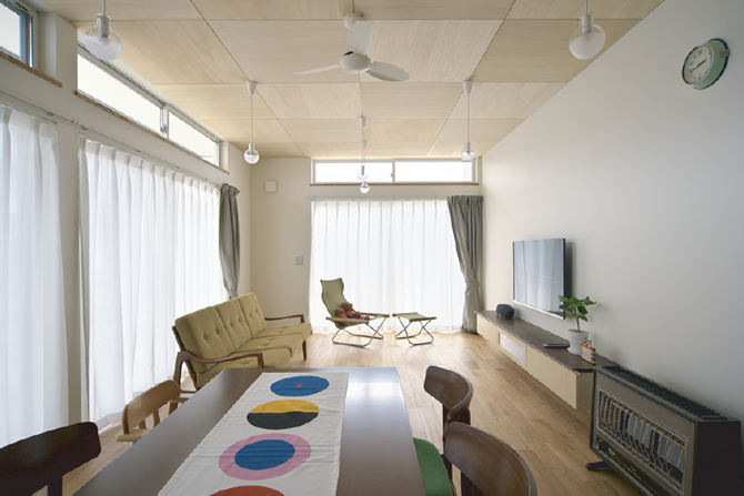 新規掲載の建築、河北町の平屋